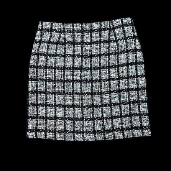 Bagatelle Collection Button Front Black and Confetti Tweed Mini Skirt Sz. M - Picture 6 of 16